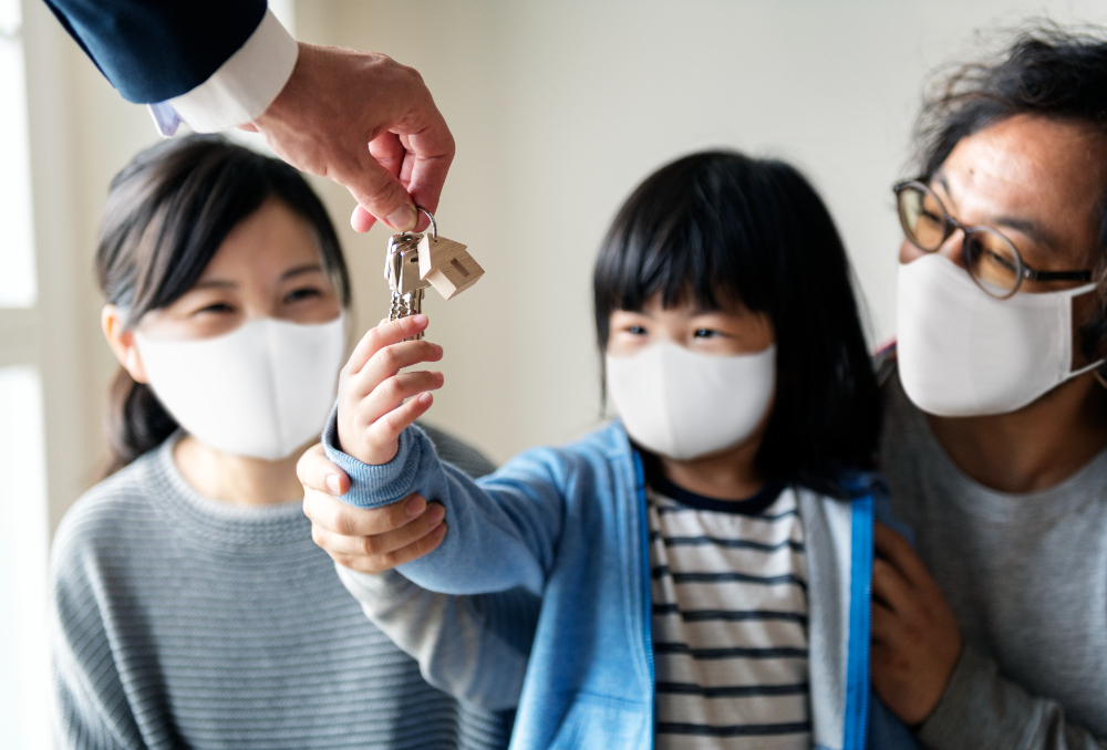  Con Nhà Chị Có Bảo Hiểm Tư Nhân Không?